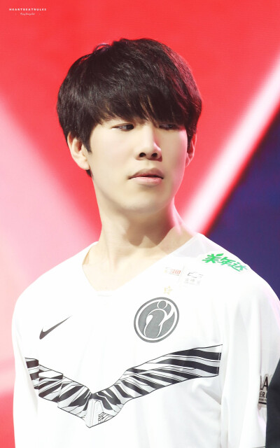 而属于整个 而属于整个