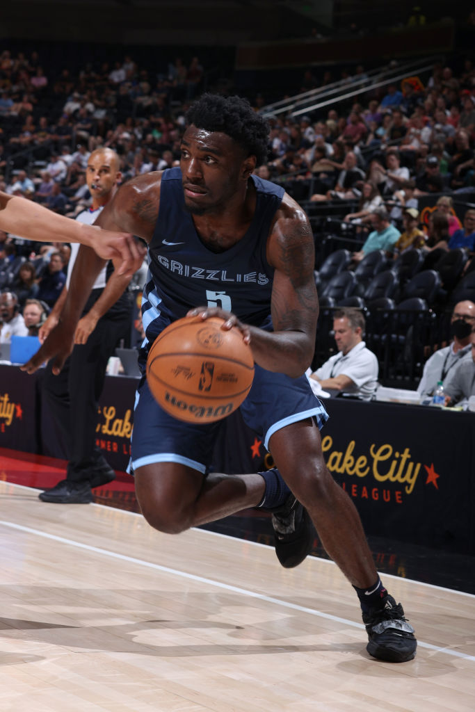 受到球队对 受到球队对