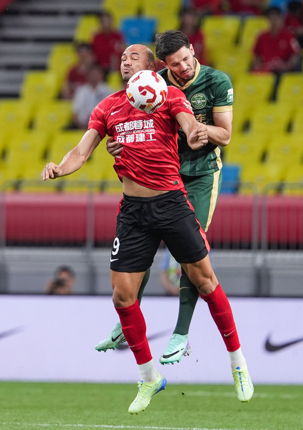 打成一片 打成一片