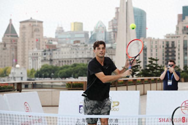 赛中提供高 赛中提供高