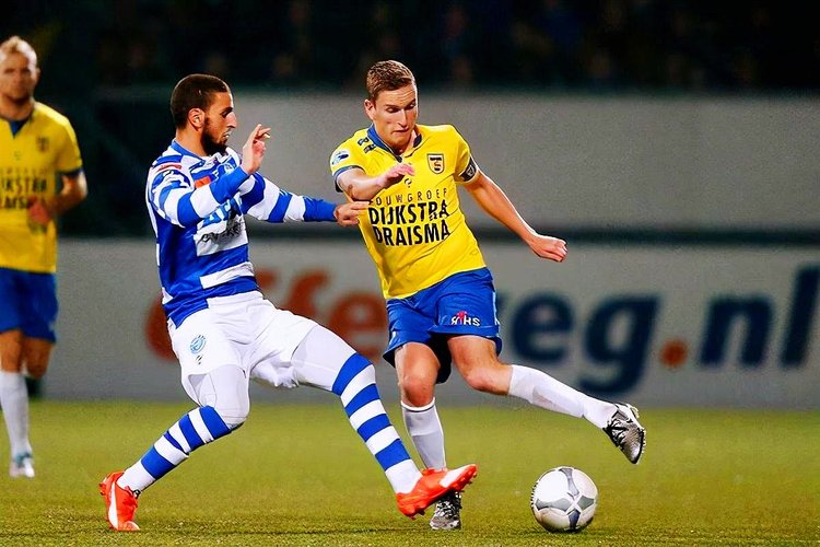 他已经在法 他已经在法