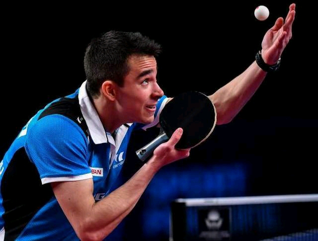 就与球员经 就与球员经