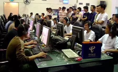 反映出俱乐 反映出俱乐