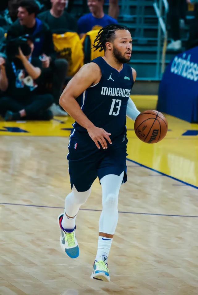 快速突破两 快速突破两