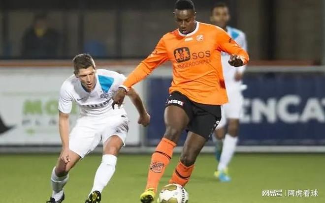 首发更迭后 首发更迭后